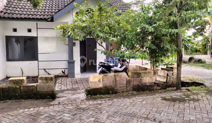 Rumah Pojok Siap Huni Menganti Mas , Gresiki 1