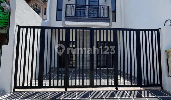 For Sale Brand New 2-Story House, Mentari Beach, Kenjeran, East Surabaya For Sale Brand New 2-Story House, Mentari Beach, Kenjeran, East Surabaya