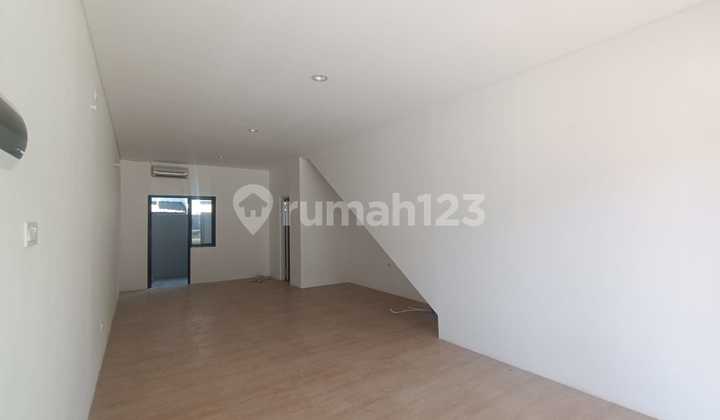 Ruko 3 Lantai Cbd Lippo Karawaci Tangerang 2