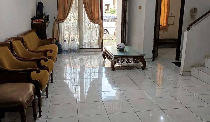 Disewa Rumah 2 Lantai di Taman Harapan Baru Bekasi  1