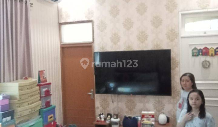 Dijual Rumah Tingkat Posisi Hook di Duren Sawit, Jakarta Timur 2