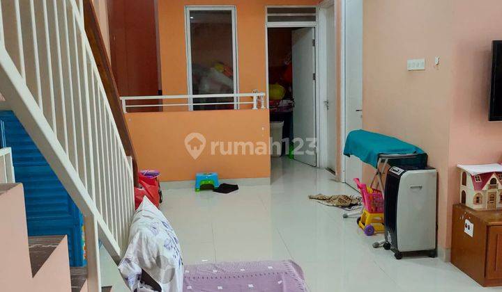 Dijual Cepat Rumah 2,5 Lantai di Jakarta Garden City Cluster Thames, Jakarta Timur 1