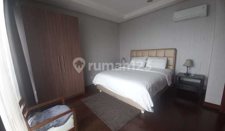 The mansion South Tower 