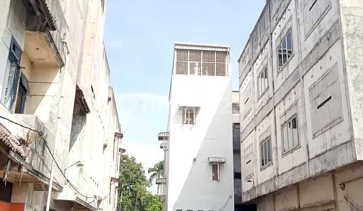 Dijual Ruko Gandeng 4 (16,85x22 M) Daerah JL.Kapten Muslim  2