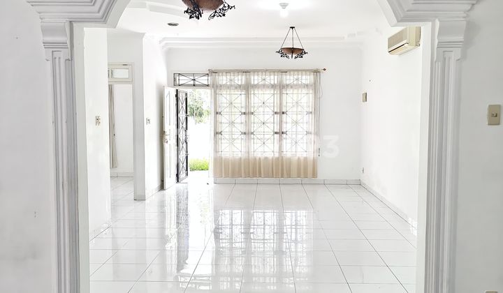 For Rent: 8-Meter Wide House, Tasbi 1, Setia Budi Street, Well-Maintained & Ready to Occupy. For Rent: 8-Meter Wide House, Tasbi 1, Setia Budi Street, Well-Maintained & Ready to Occupy.