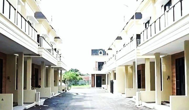 Vrederick Haus - Komplek Villa Paling Mewah di Kawasan Medan Baru 2