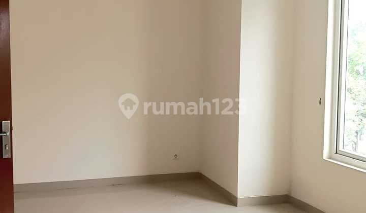 Disewakan Rumah luas 8 Meter Komplek Gamacity Cluster Bahamas 2