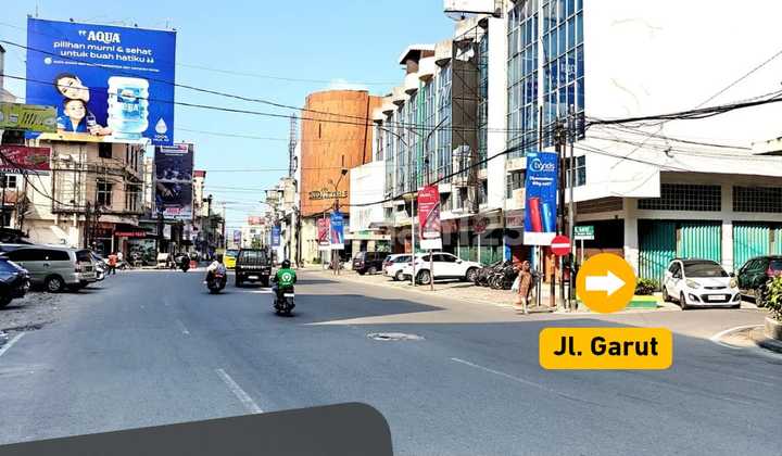 For Rent Old Townhouse Jl. Garut Negotiable Rent Price For Rent Old Townhouse Jl. Garut Negotiable Rent Price