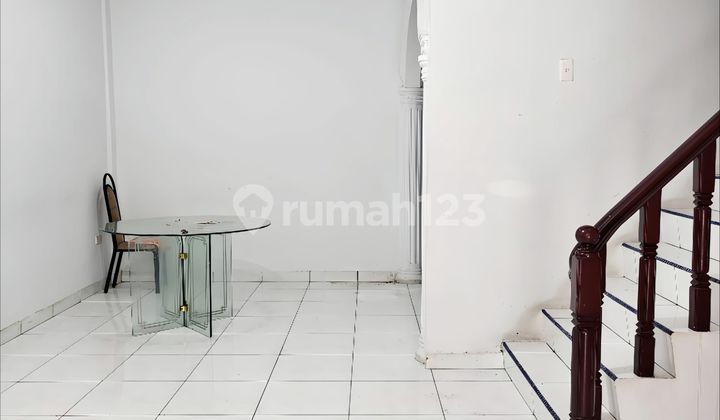 ruang makan disewakan rumah komplek jemadi permai-2,5