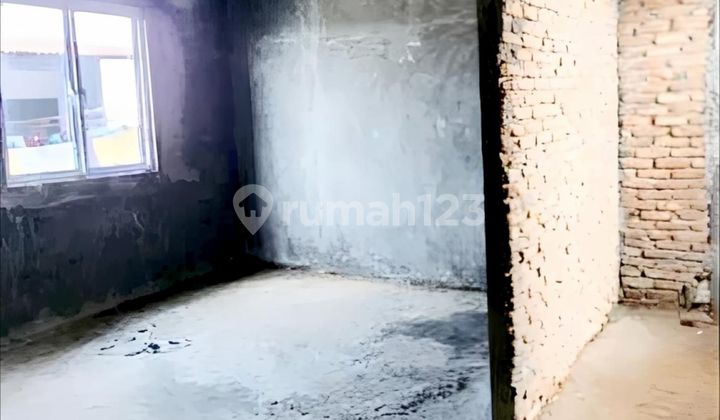 Town House Baru Komplek Mentari Tulip JL. Pasar 3 Krakatau 2