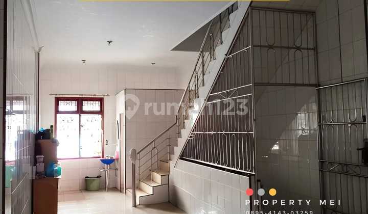 Hos ******** Sampali ( ±300 Meter ke Pajak Beruang) Hos ******** Sampali ( ±300 Meter ke Pajak Beruang)