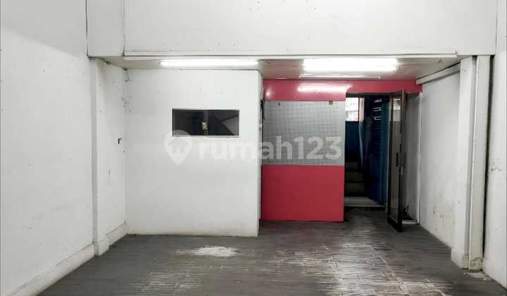 For Rent Shop House at Palangkara Street. City Center. Business Hub. Ready to Use.