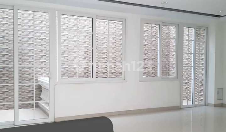 For Rent 8 Meters Wide Fully Furnished House in Cemara Asri Complex