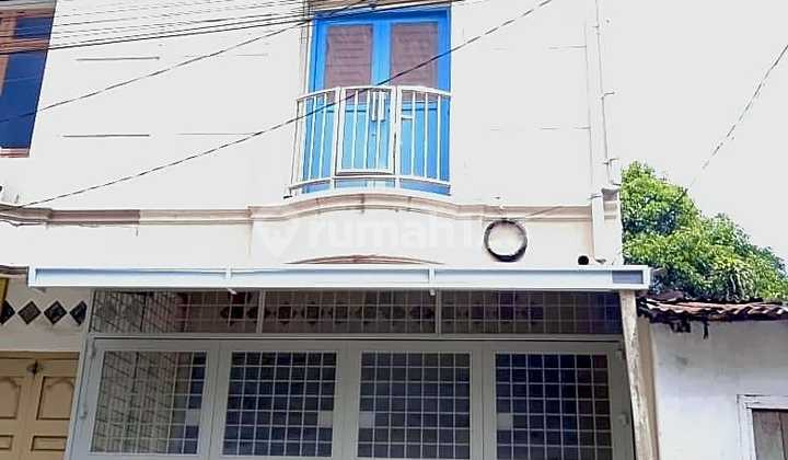 Dijual Rumah Daerah Jl Brigjend Katamso-SiapHuni - Baru renovasi 2