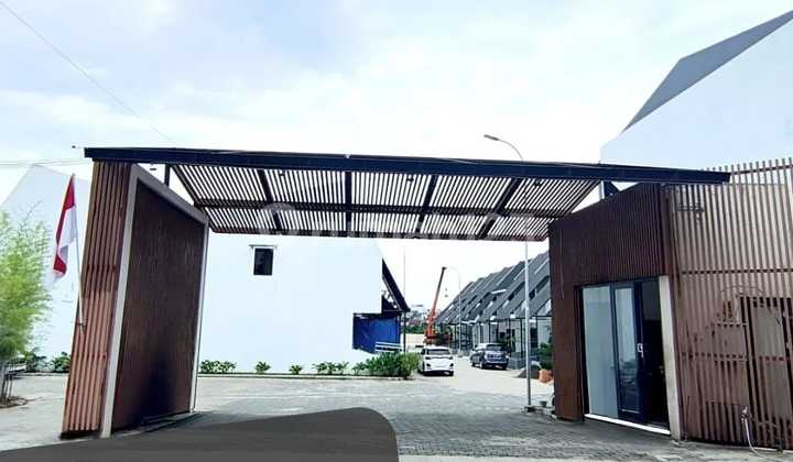 Rumah Baru Siap Huni Dalam Komplek Yuu At Contempo Lebar 5,5 M