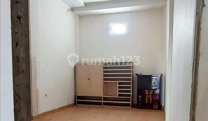 For Sale Fast! Shop House HookLand Length 31.5 MJl.Cemara Krakatau Junction For Sale Fast! Shop House HookLand Length 31.5 MJl.Cemara Krakatau Junction