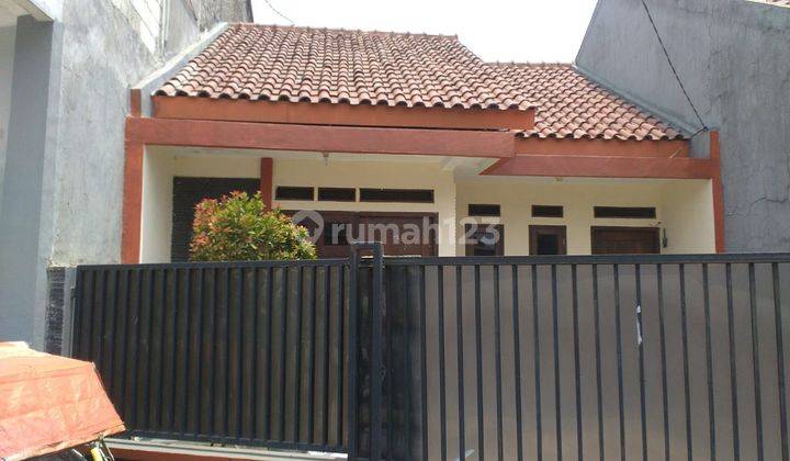 Rumah Minimalis Dekat Ke Margonda Dan Stasiun Depok Baru di Beji Depok 1