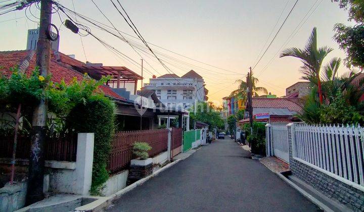 Rumah Tengah Kota Dekat Dengan Halte Busway Mampang Prapatan 2