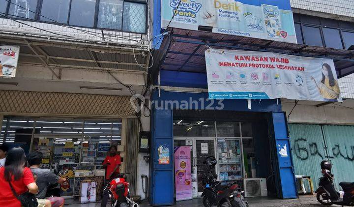 Ruko 3 Lantai Dijual Cepat di Margonda Depok Lokasi Strategis 2