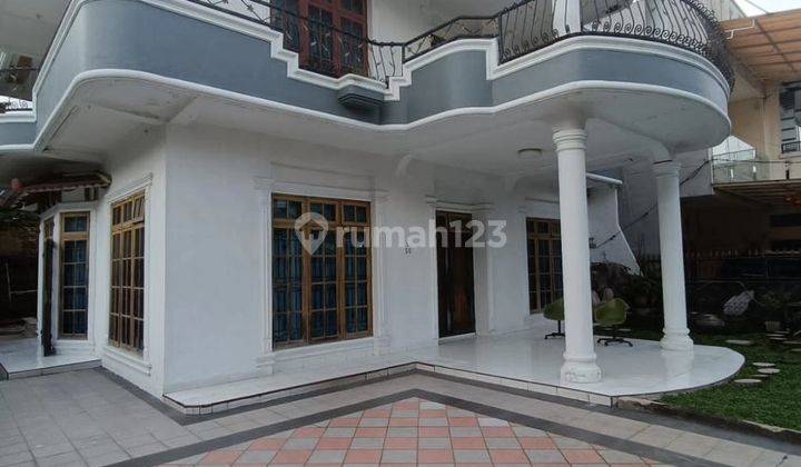 Dijual Rumah Mewah Komplek Griya Riatur Jalan T Amir Hamzah Medan 2