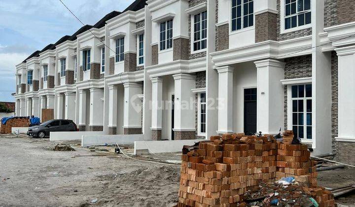 Rumah Baru Komplek Royal Palace Jalan Budi Luhur Kapten Muslim 1