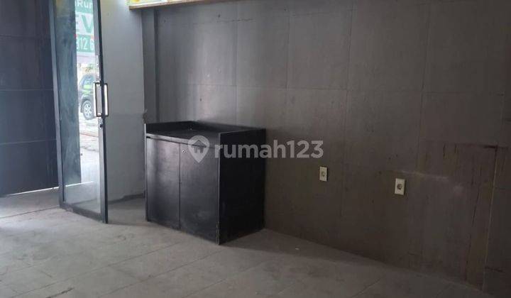 Disewa Ruko 3,5 Tingkat Jalan Besar Ringroad Daerah Sunggal 2