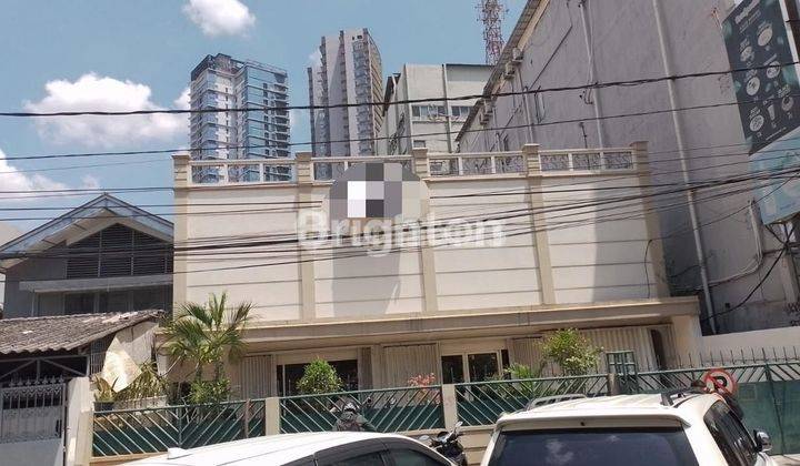 RUMAH MEWAH DAN CANTIK DI PASAR BARU JAK PUS 1