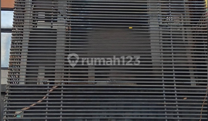 Di Jual Ruko 3 LT Strategis di Boulevard Gading Serpong