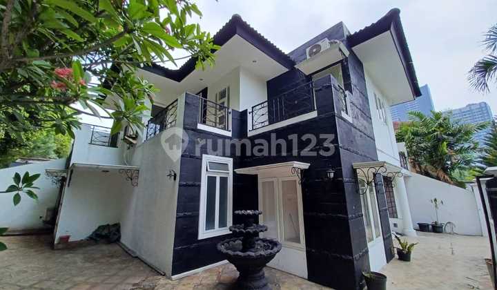 For Sale: Beautiful and Luxurious Move-In Ready Home in Bintaro For Sale: Beautiful and Luxurious Move-In Ready Home in Bintaro