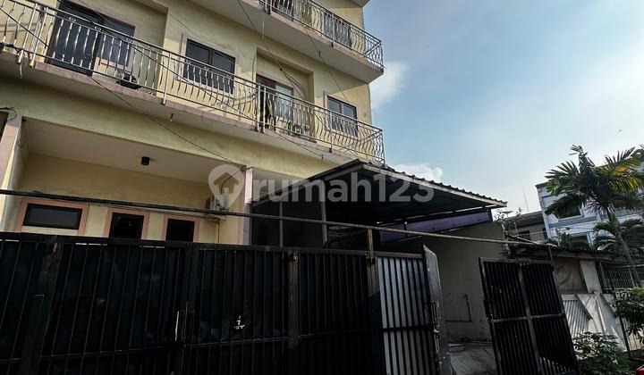 RUMAH 3 Lantai 4 Kamar AC Siap Huni Muara Karang 1
