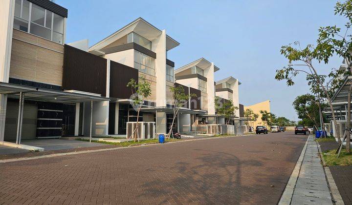 Rumah Ready View Lapangan Golf di Golf Island PIK include lift  bisa KPR! 1