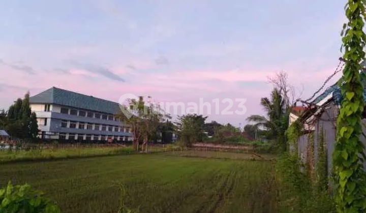 Tanah Pinggir Jln Raya Dan Dekat Pantai 1
