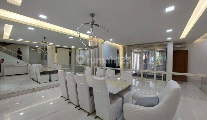 Dijual Cepat Rumah Mewah di Pik 1 Garden House View Danau, Jakarta Utara. 2