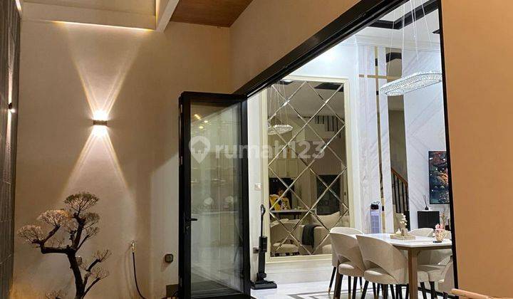 Rumah Baru Mewah Rasa Hotel 3 Lantai di Sunter Agung, Jakarta Utara 1