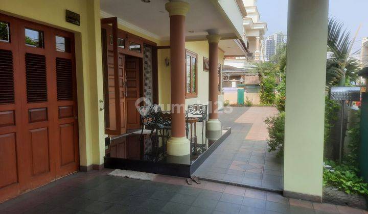 Dijual Murah Rumah Bagus Hoek di Cempaka Putih, Jakarta Pusat 2