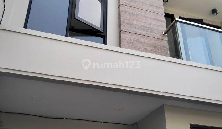 Dijual Rumah Brand New 3 Lantai Di Sunter Jakarta Utara 2