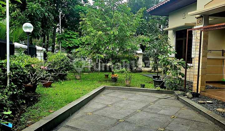 Rumah Bagus di Sudut, Daerah Taman Yasmin