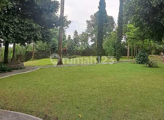Asri Villa Cool Environment in the Highlands of Ciapus Bogor. For Sale Spacious Land Villa