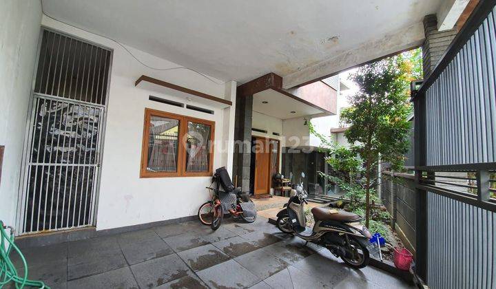 Dijual Rumah 2 Lantai Shm Bagus 1