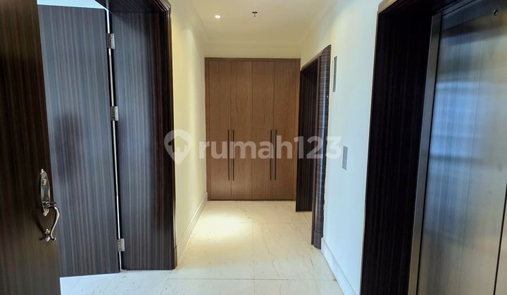 Sell Botanica Apartment 2