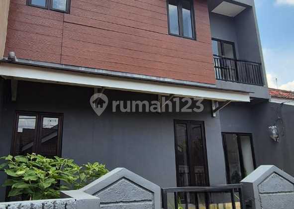 1.9 M Nusaloka BSD Newly Built House Facing South 2