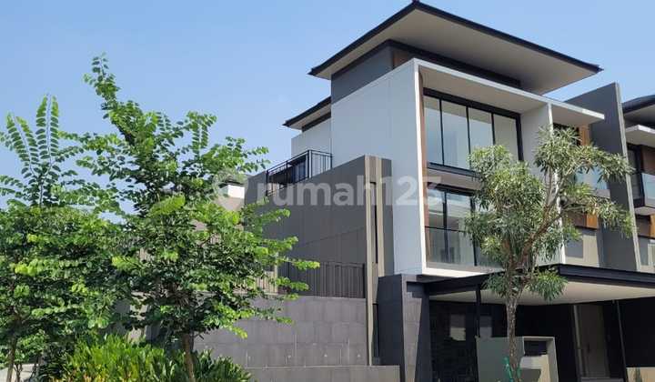 Nava Park Corner House 3 Floors Lake View, Private Elevator 28 M Negotiable Nava Park Corner House 3 Floors Lake View, Private Elevator 28 M Negotiable