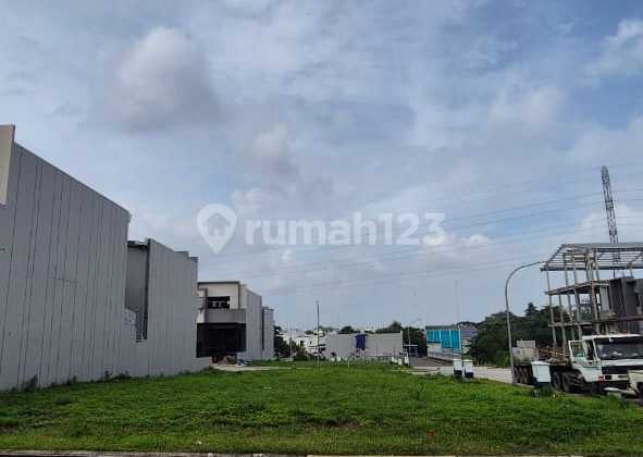 Warehouse Plot in Taman Tekno BSD, 3 Frontage, 17 Million/M2