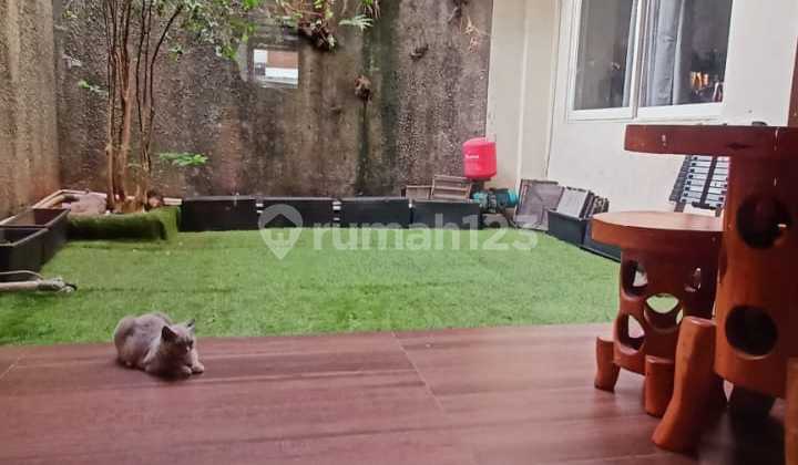 Foresta BSD House Renovated Facing Northwest Furnished