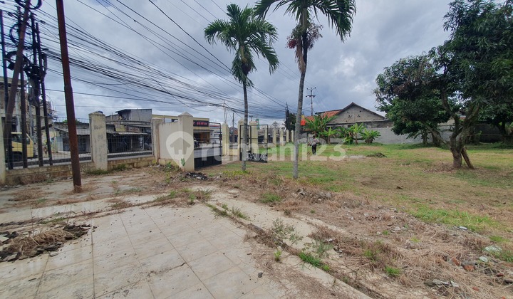 Wide Land in a Strategic Location on the Edge of Parung Bogor Highway Wide Land in a Strategic Location on the Edge of Parung Bogor Highway