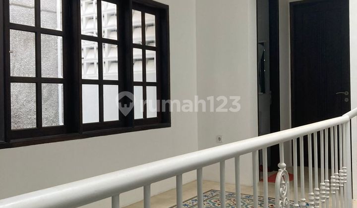 Rumah Baru Dibangun, Sangat Cantik Dan Strategis Hanya 5 Menit Ke Mrt Cipete 2