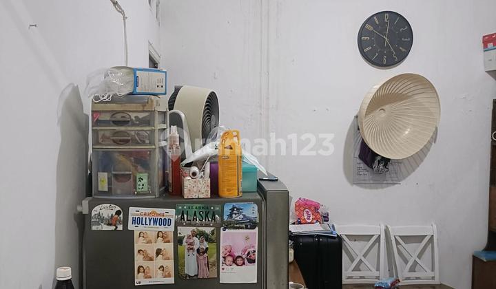 RUMAH DI PERUMAHAN AREA KARAWACI