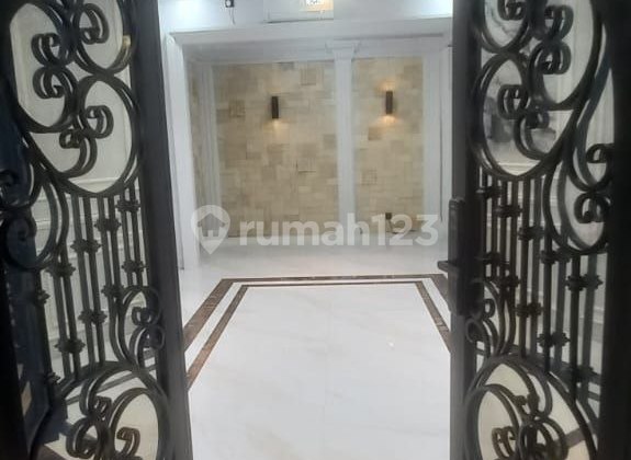 Newly Built Townhouse Area, Luxurious and Comfortable 2