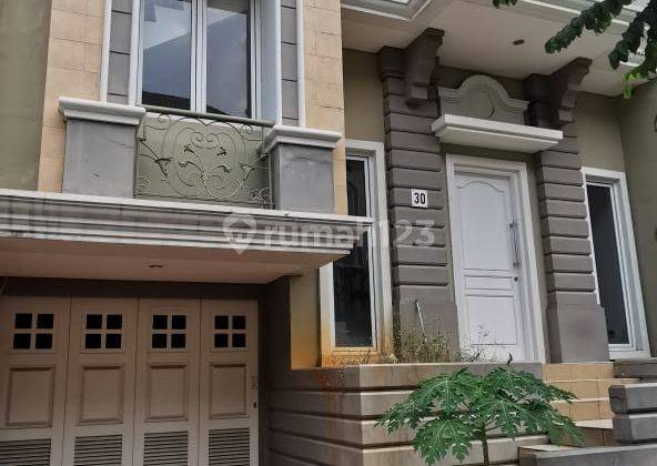 Rumah 3 Lantai Bagus di Gading Serpong Samara Village, Tangerang 1