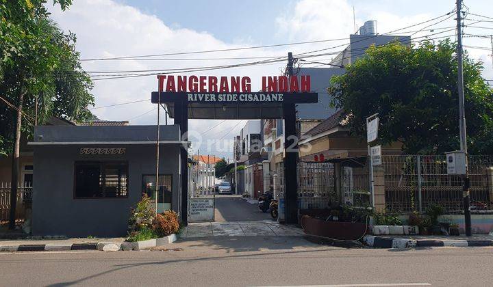 Rumah Lama 2 Lantai di Komplek Tangerang Indah, Kota Tangerang 1